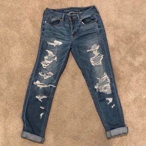 AMERICAN EAGLE Ripped Jeans